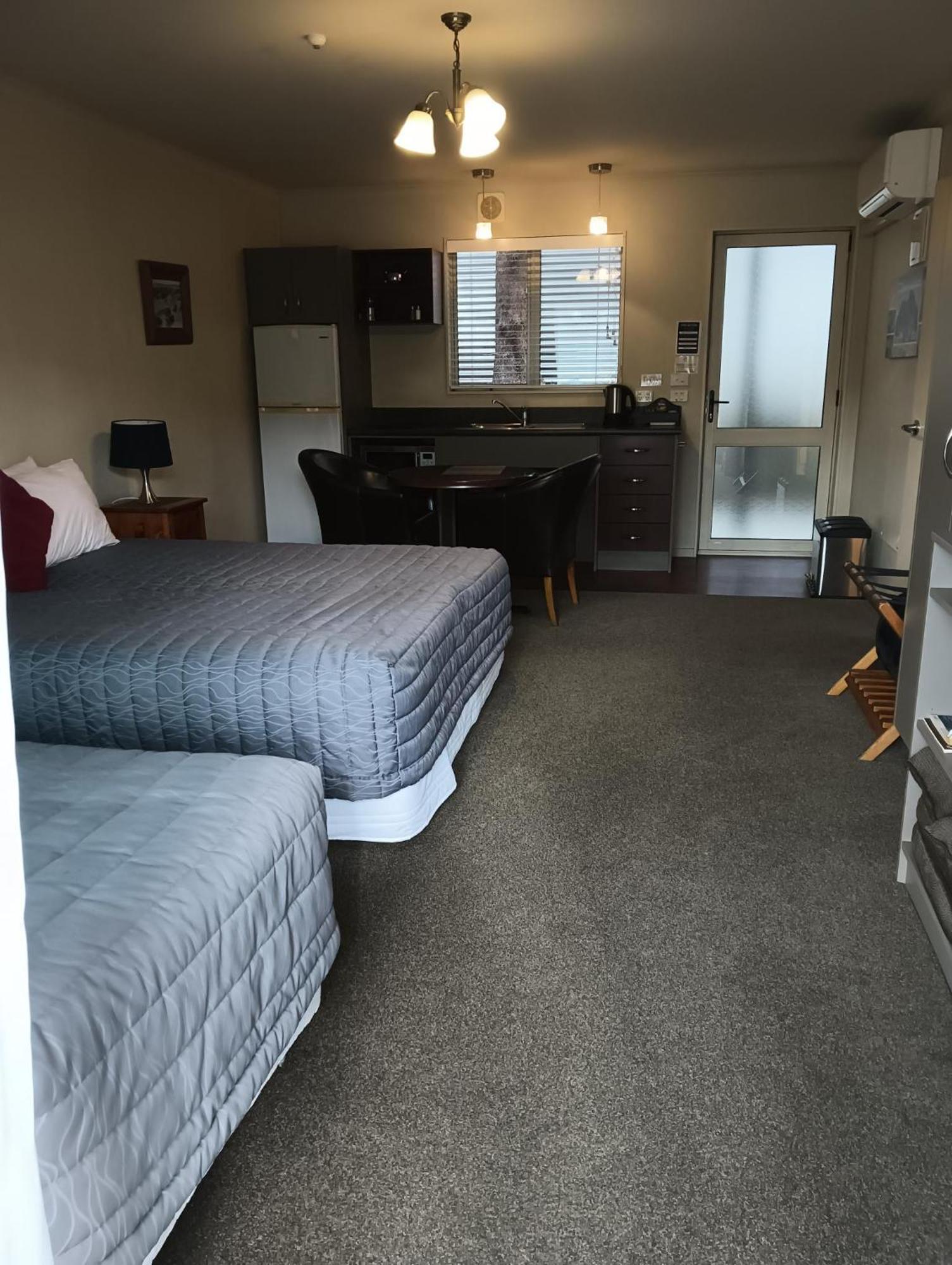 Aspen On King Motel Timaru Exterior photo